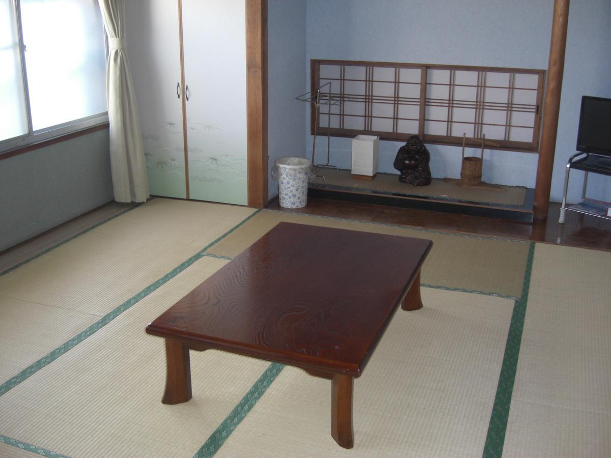 Minshuku Fugakuso Hotel Fujikawaguchiko Bagian luar foto